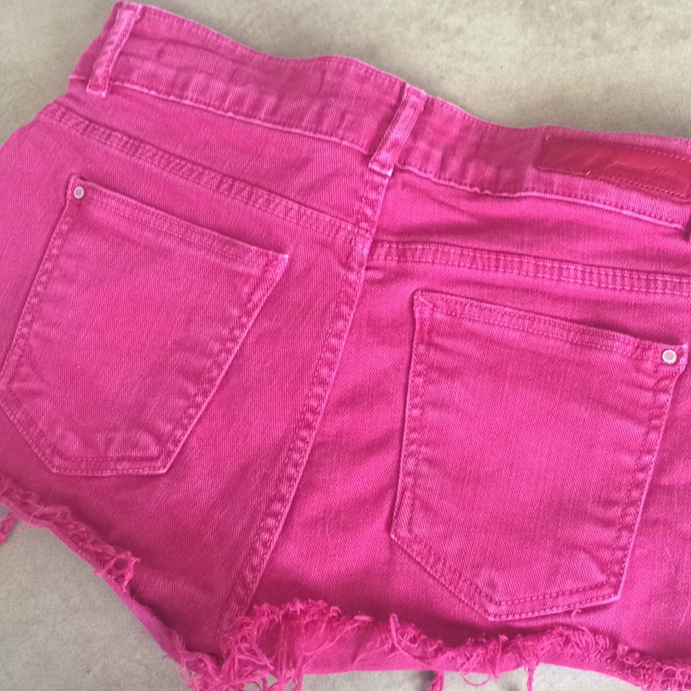 Zara Pink Jean Shorts - Picture 4 of 5